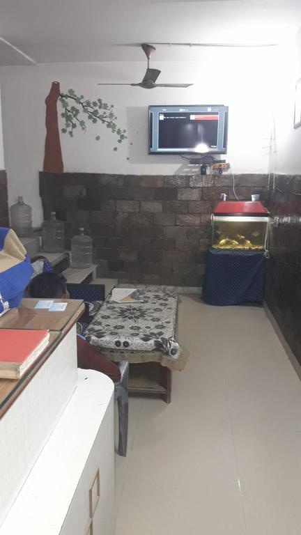 Oyo Rajdhani Guest House Faridabad Zewnętrze zdjęcie